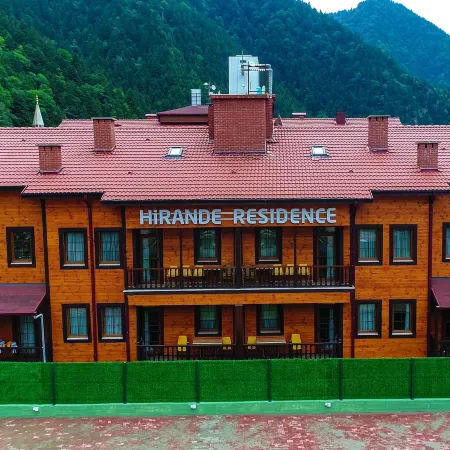 Hirande Uzungöl