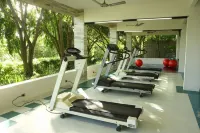Oasis Hotel Spa