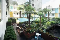 The Burrard - Pet-friendly