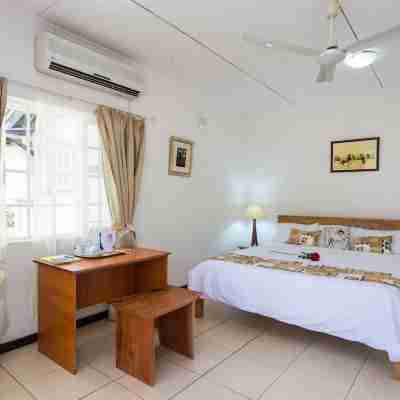 The Ad Lib Executive Lodge Rooms
