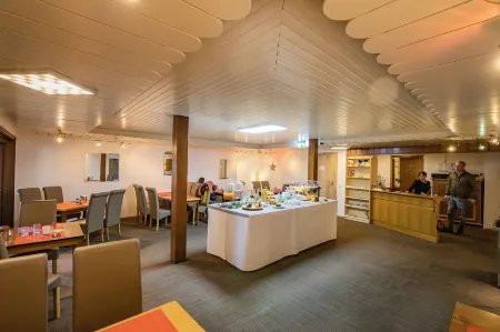 Berghotel Waidmannsheil Отели в г. Вальдек-Франкенберг