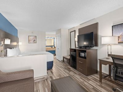 Baymont by Wyndham Orlando East