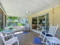 PARADISE RETREAT A 3/2 PET FRIENDLY POOL HOUSE ウェスト・ブレイドゥントンのホテル