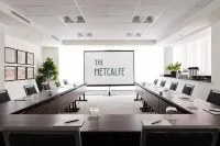 The Metcalfe by Gray Collection