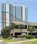 Beachfront Views and Gourmet Kitchen - Stunning Coastal Retreat Hotels in Lower Grand Lagoon