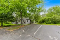Ample Seating and Access to Quechee Club Amenities - Cozy Retreat