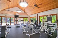 Private Beach Access and Entertaining Lanai - Luxurious Spacious Haven