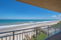 Stunning Oceanfront 2BR/2BA Condo with Breathtaking Views and Beach Access!