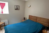 Charming furnished apartment in Mas, UzËs, pool, 656 yards away from town centre