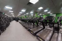 Village Hotel Birmingham Dudley - Gym