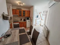 White Apartment – Cozy & Central One-Bedroom Retreat in Kecskemét Hotels in 