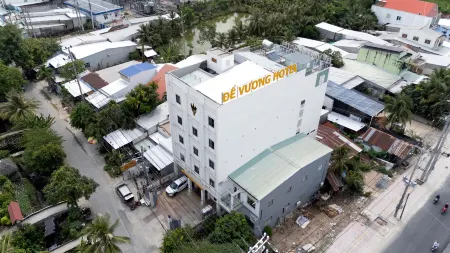 De Vuong Hotel Отели в г. Tan Khanh Dong