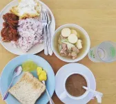 Klang Muang River Home - breakfast