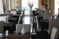 Hotel Imperio Bissau - breakfast