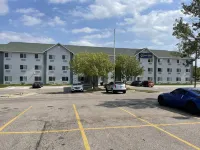 New Victorian Inn & Suites Lincoln - parkir