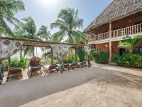Shanuo Beach Bungalows Hotels in Pingwe