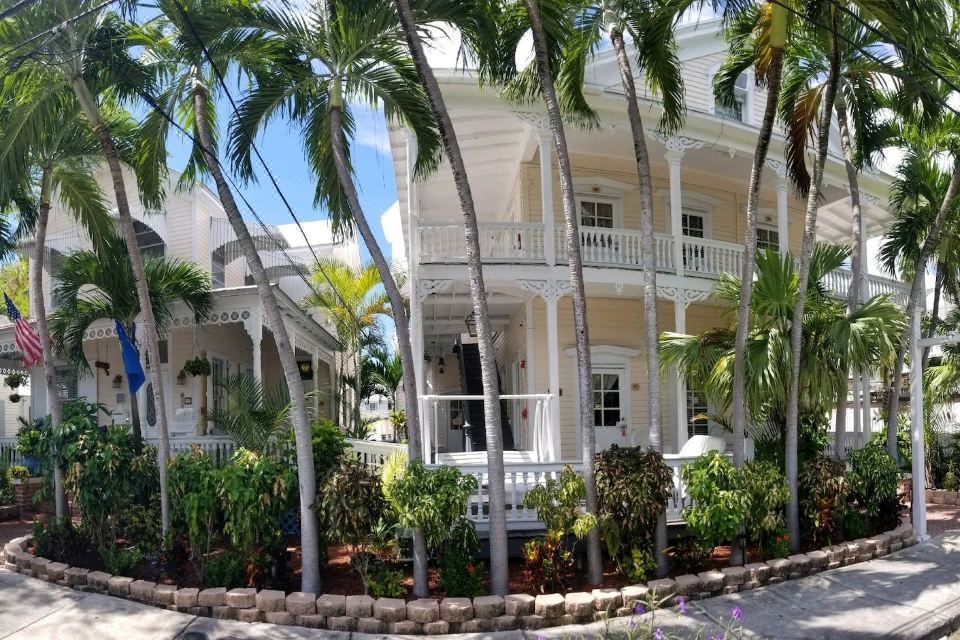 Photo 3 of 6