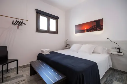 8 Rooms Tarifa - 3星級