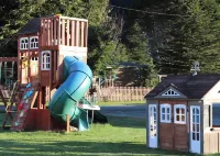 Chinook Rv Resort Hotels in Klamath