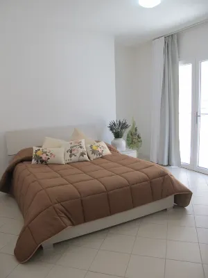 Guest House Suite - parkir