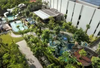 Padma Hotel Semarang - familiares