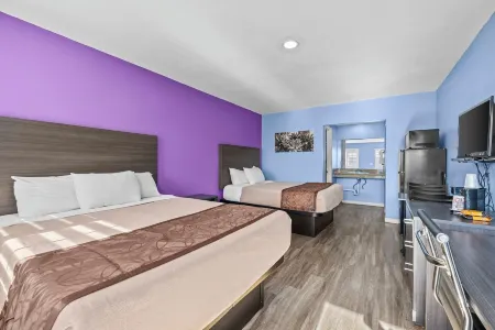 American Executive Inn Mesa Отели рядом с достопримечательностью «Lake Ramada»