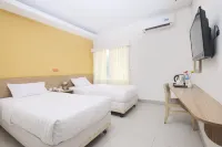 โรงแรมเจิงกาเรง ทรานสิท - พร้อมระเบียง
