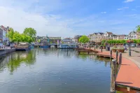Lot Hotel Hotels in Alphen aan den Rijn