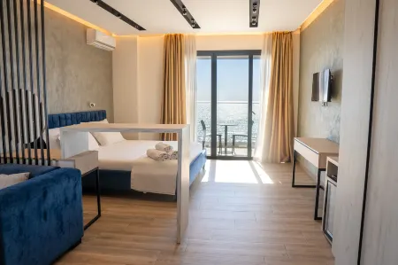 Hotel Triumf Shengjin Отели в г. Лежа