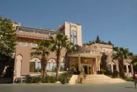 07 Group Hotel