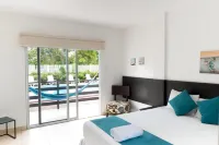 Ocean Blue Hotel โรงแรมใน