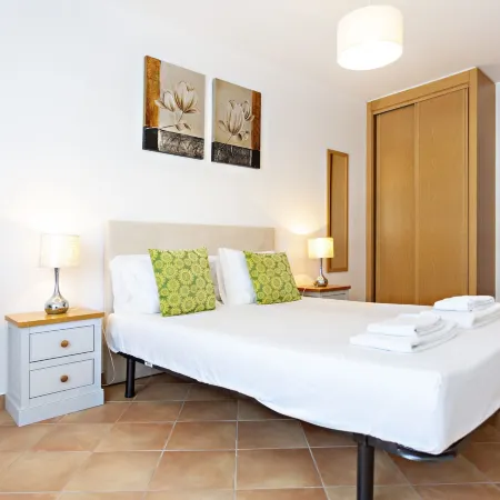 Cam lia in Tavira With 2 Bedrooms and 2 Bathrooms