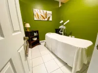 Point Salines Hotel - Spa