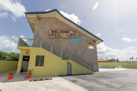 Ocean Winds Suite Hotel Отели рядом с Аэропорт Тобаго