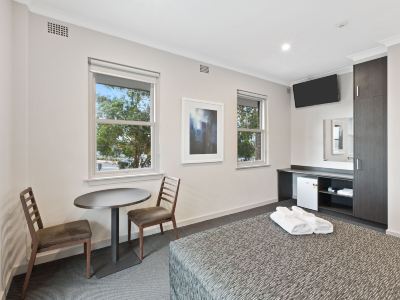 Single Room With Shared Bathroom Padstow Park Hotel Photo