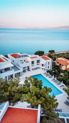 Mythical Coast Wellness Retreat - balcony