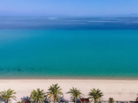 Amalthia Luxury Suites Hotels in Polykhrono