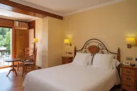 Hotel Can Boix de Peramola - ที่มีที่จอดรถ