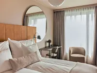 Clarion Hotel Helsinki Airport (20 km from Helsinki) 반타 호텔