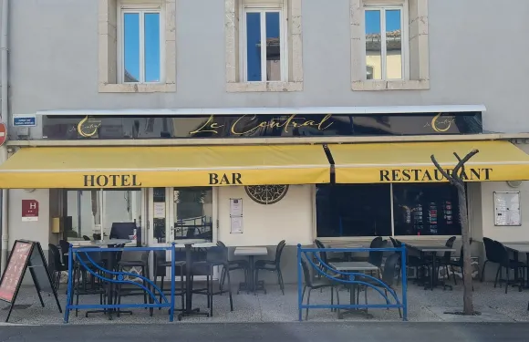 LE CENTRAL 酒店酒吧餐廳