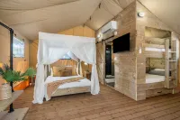 Ballina Beach Nature Resort Hotels in South Ballina