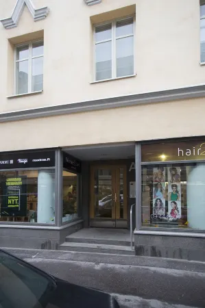 2Ndhomes 2Br City Center Penthouse with Balcony and Sauna Отели рядом с достопримечательностью «Computer and Game Console Museum Helsinki»