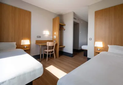 B&B Hotel Aubenas Hotels in Vogüé