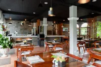 Tifakara Boutique Hotel & Birding Oasis - Morgenmad