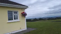 Tullaleagan Guesthouse - parking