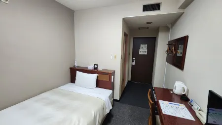 ホテル徳山ヒルズ 平和通り店（BBHホテルグループ）
