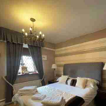 The Leather Bottle Rooms