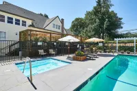 Geyserville Inn - Swimmingpools