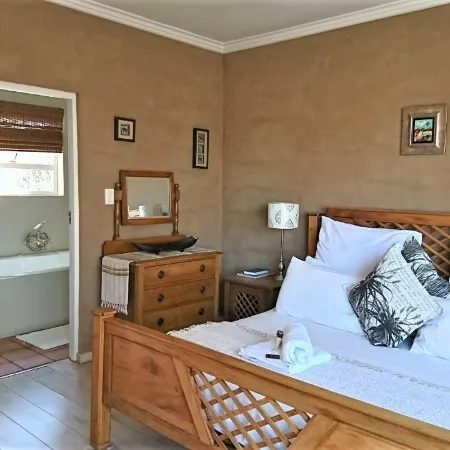 Indigo Moon Guesthouse