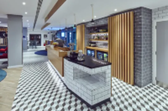 ฮอลิเดย์ อินน์ เอ็กซ์เพรส ยิบรอลตาร์ บาย IHG